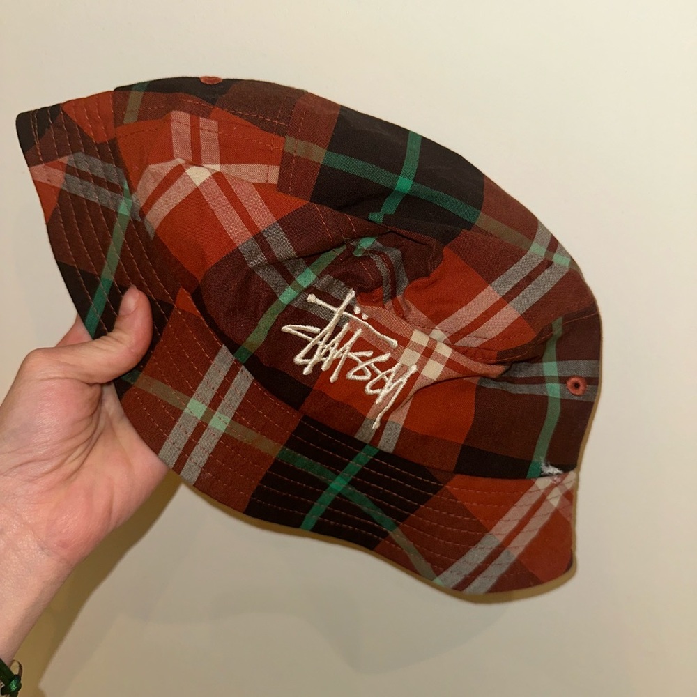 Stussy bucket hat